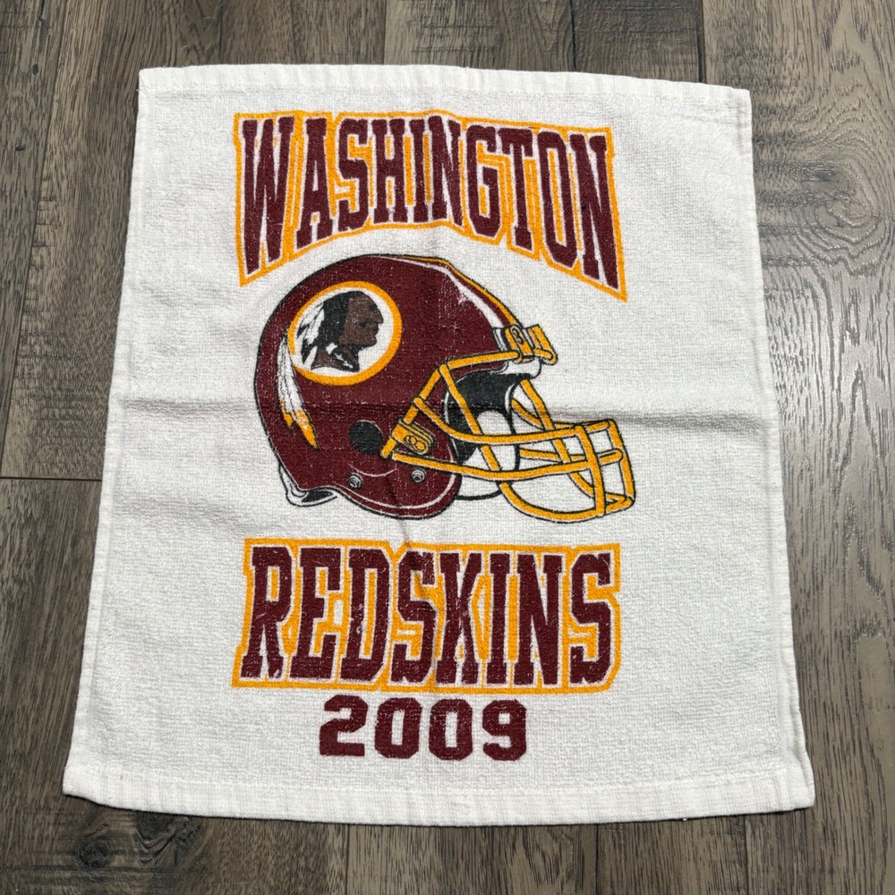 Washington Redskins Rally Towel 2009 NFL Football White Burgundy Gold 14x17 Good